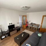 Basarabia, Costin Georgian, 2 camere, semidecomandate, et. 5, mobilat si utilat